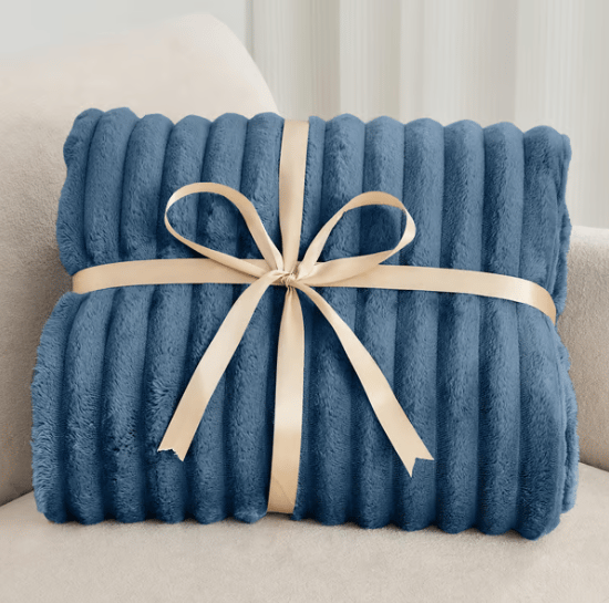 Sfrcord® 🔥Popular soft plush nap blanket